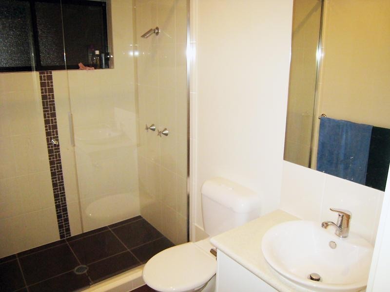 8 Saleya Drive, Varsity Lakes QLD 4227