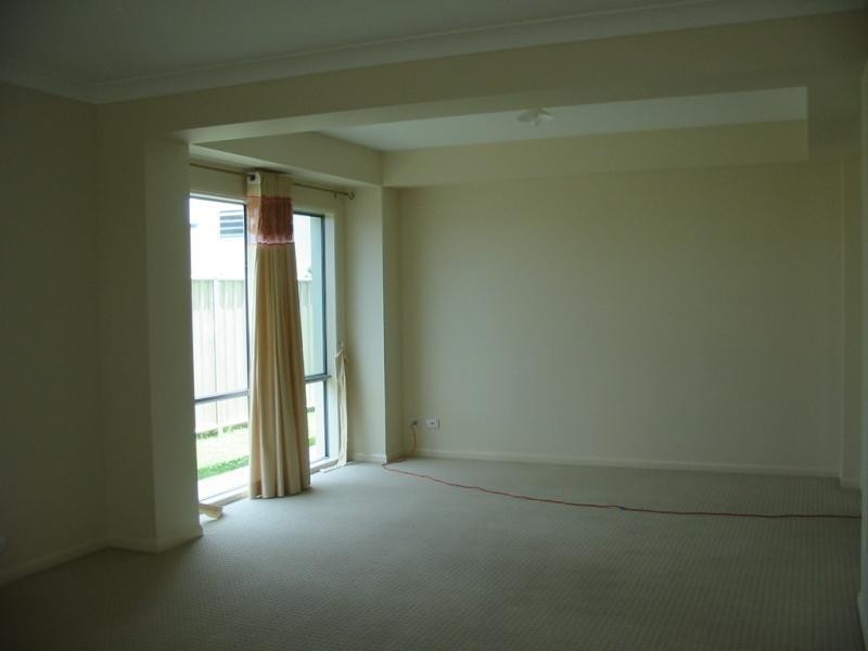 68 Southhaven Drive, Helensvale QLD 4212