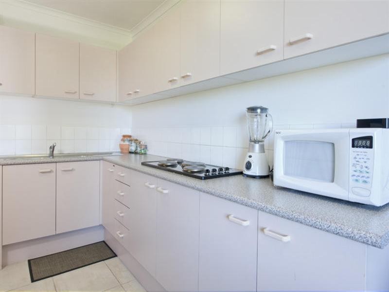 111 Rio Vista Boulevard, Broadbeach Waters QLD 4218