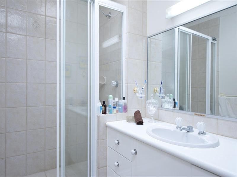 111 Rio Vista Boulevard, Broadbeach Waters QLD 4218