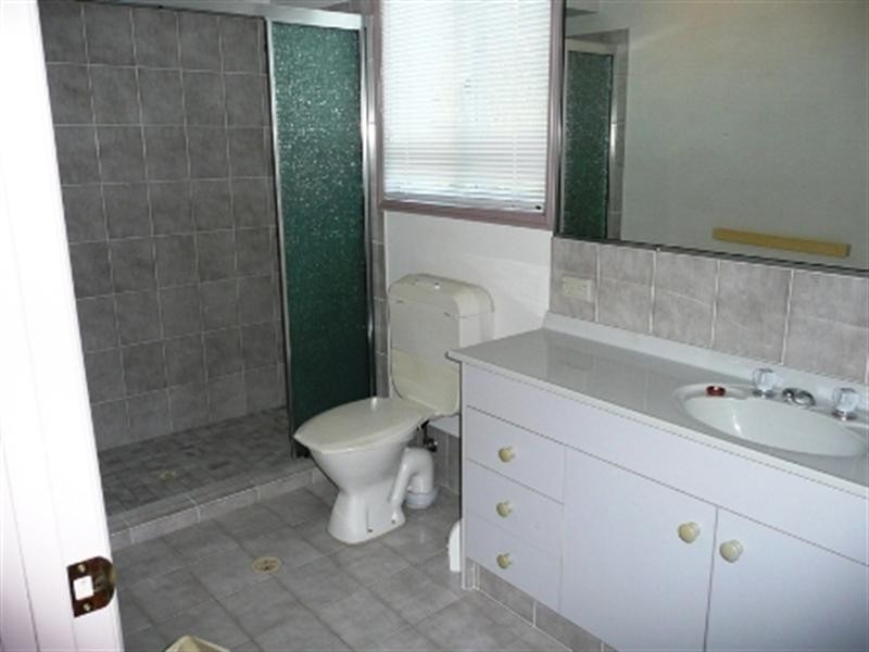 111 Sundance Way, Runaway Bay QLD 4216