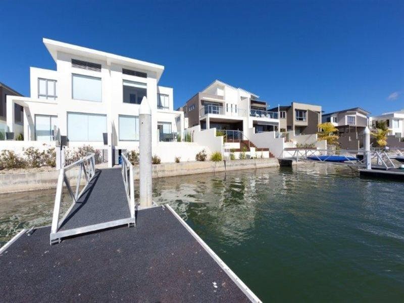 1/3 South Quay Drive & 1 & 2/11 South Quay Drive, Biggera Waters QLD 4216
