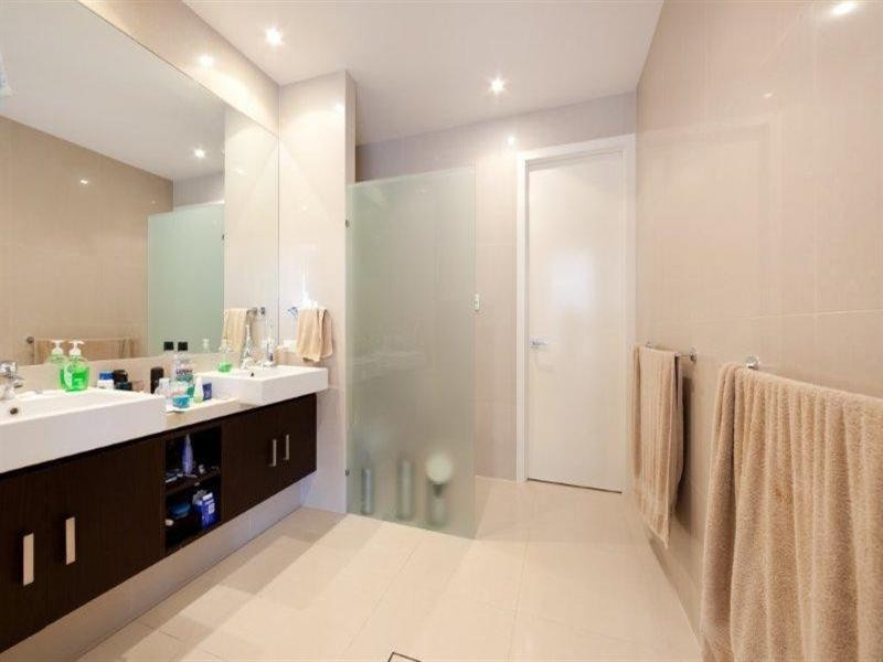 1/3 South Quay Drive & 1 & 2/11 South Quay Drive, Biggera Waters QLD 4216