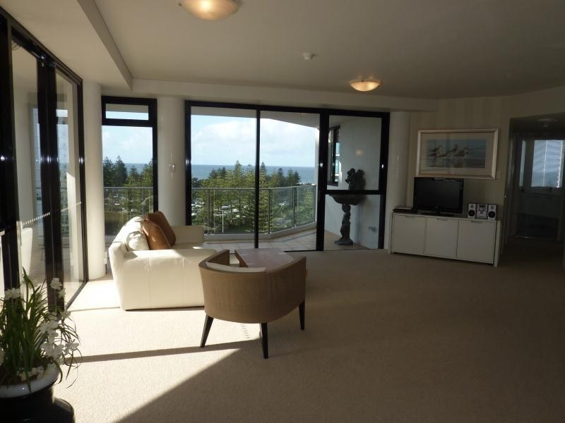 10-19 Peak Avenue, Main Beach QLD 4217