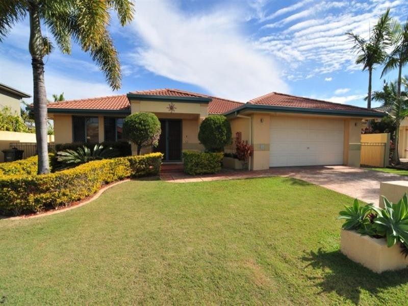 24 Eastbank, Helensvale QLD 4212