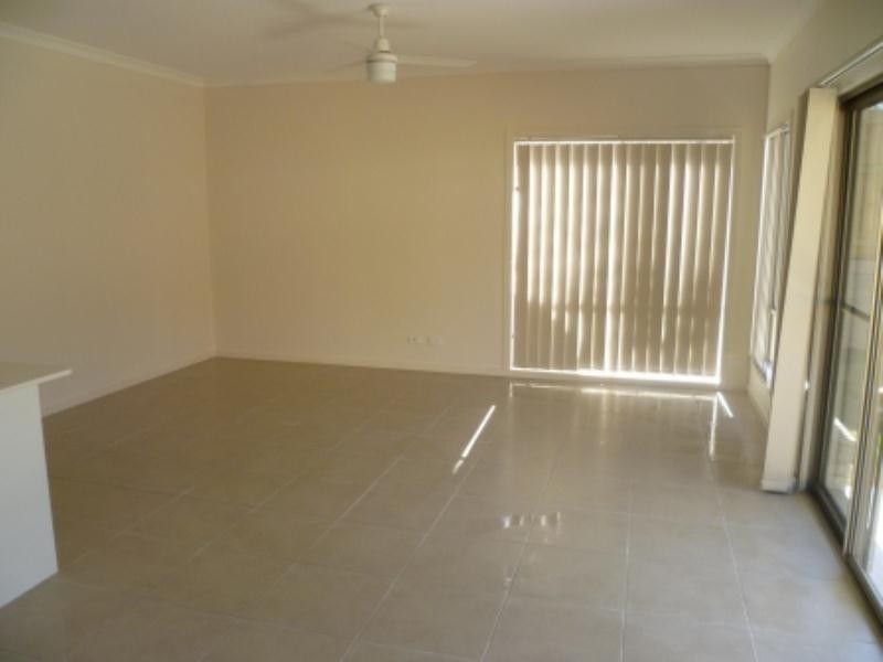 32 Francisca Drive, Redbank Plains QLD 4301