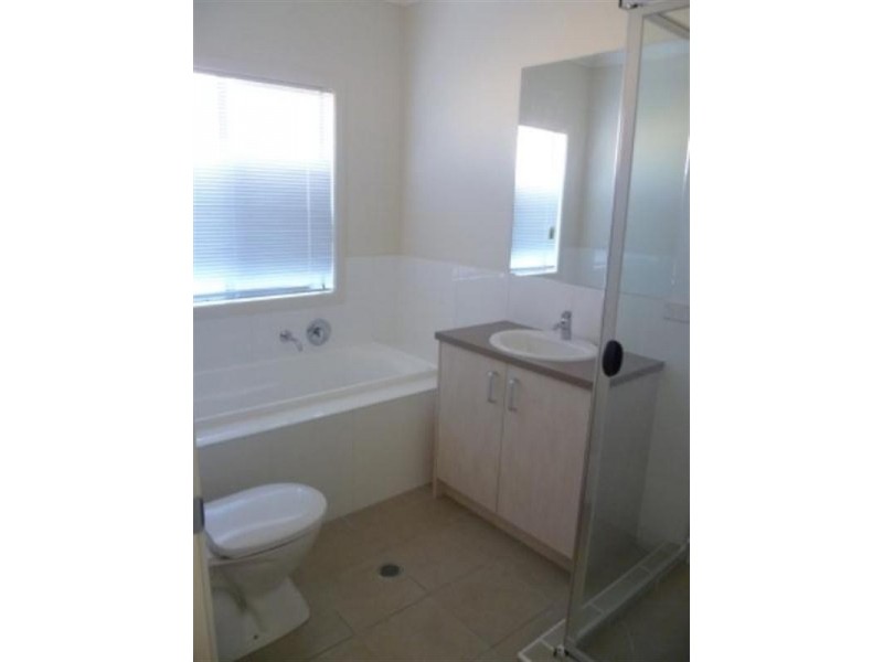 32 Francisca Drive, Redbank Plains QLD 4301