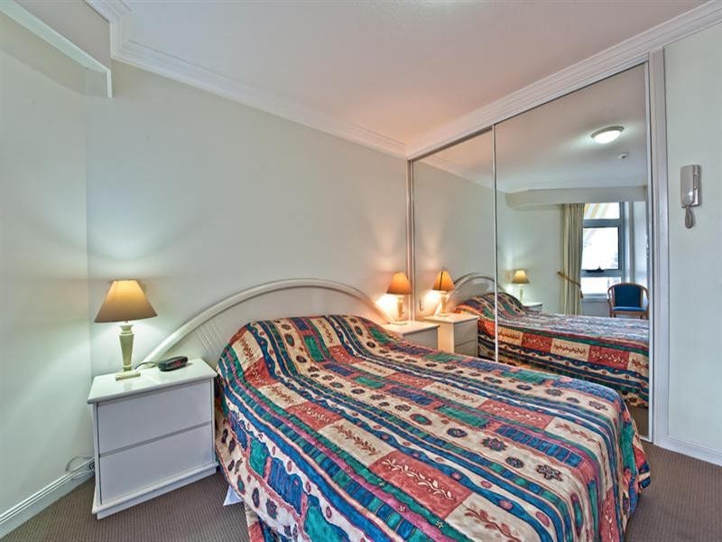 24 Queensland Avenue, Surfers Paradise QLD 4217