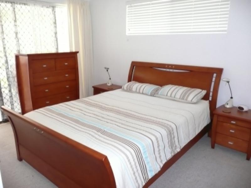 24-22 Woodroffe Avenue, Main Beach QLD 4217