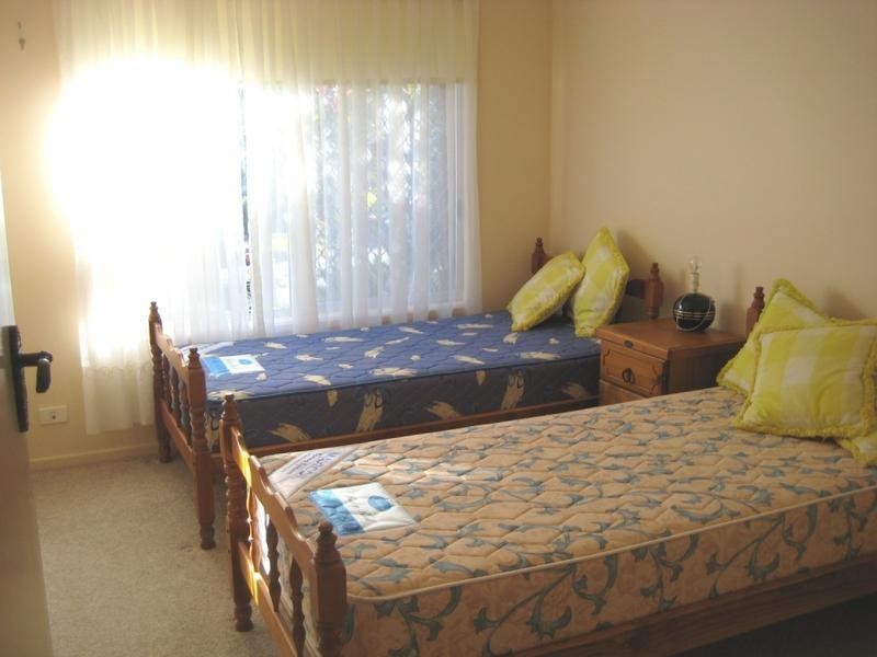 4 Merinda Court, Southport QLD 4215