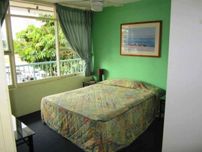 27-73 Ferny Avenue, Surfers Paradise QLD 4217