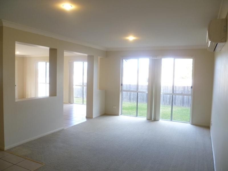 8 Begonia Street, Ormeau QLD 4208