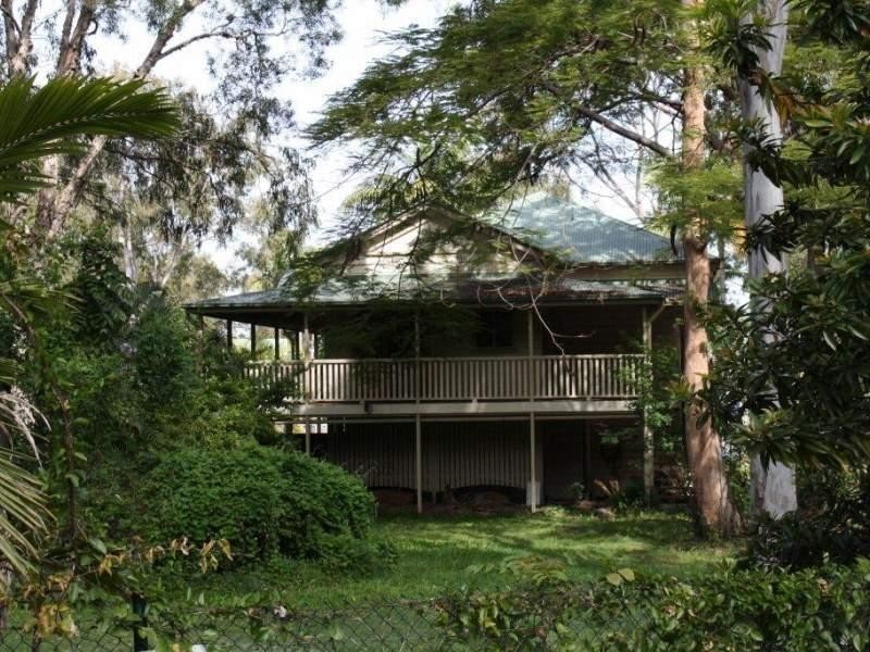 96 Crescent Avenue, Hope Island QLD 4212