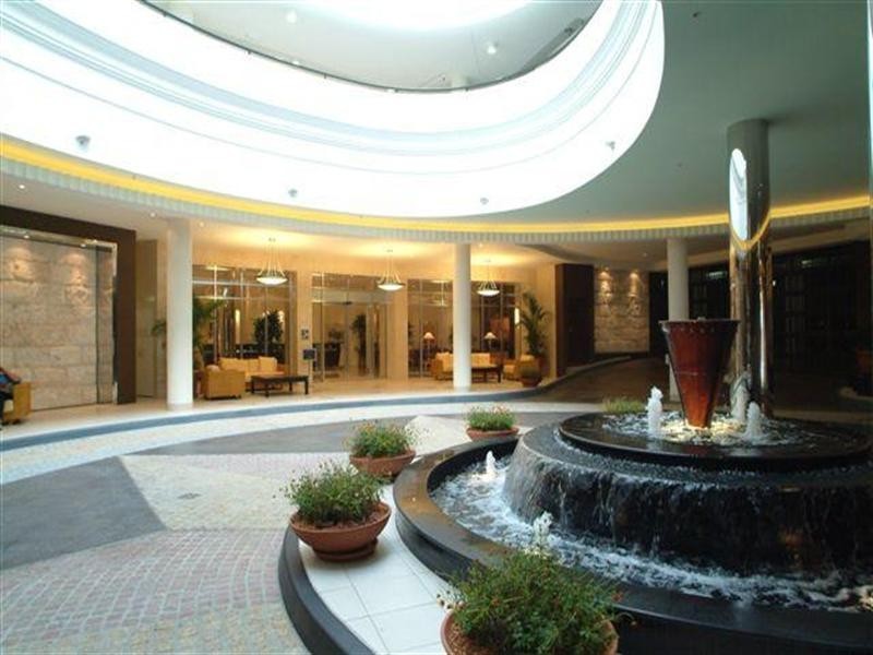 23 Ferny Avenue, Surfers Paradise QLD 4217