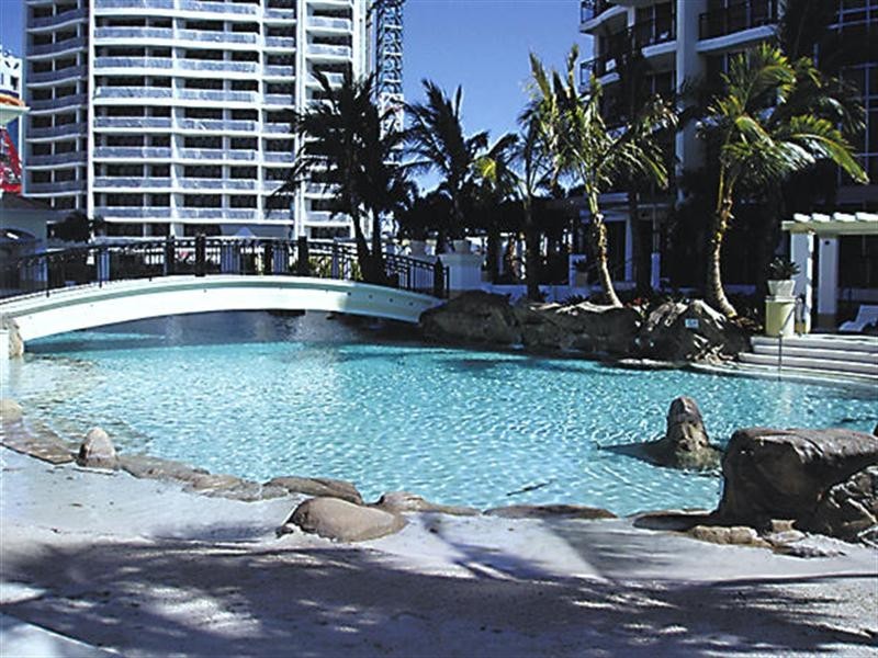 23 Ferny Avenue, Surfers Paradise QLD 4217