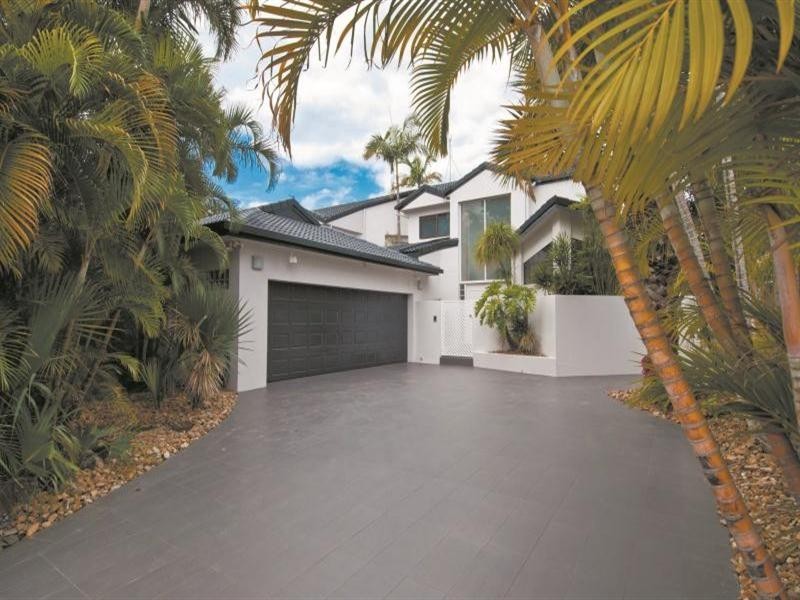 2-7 Inga Avenue, Surfers Paradise QLD 4217