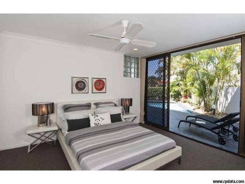 2-7 Inga Avenue, Surfers Paradise QLD 4217