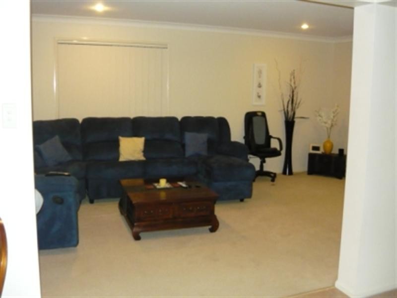 10 Begonia Street, Ormeau QLD 4208