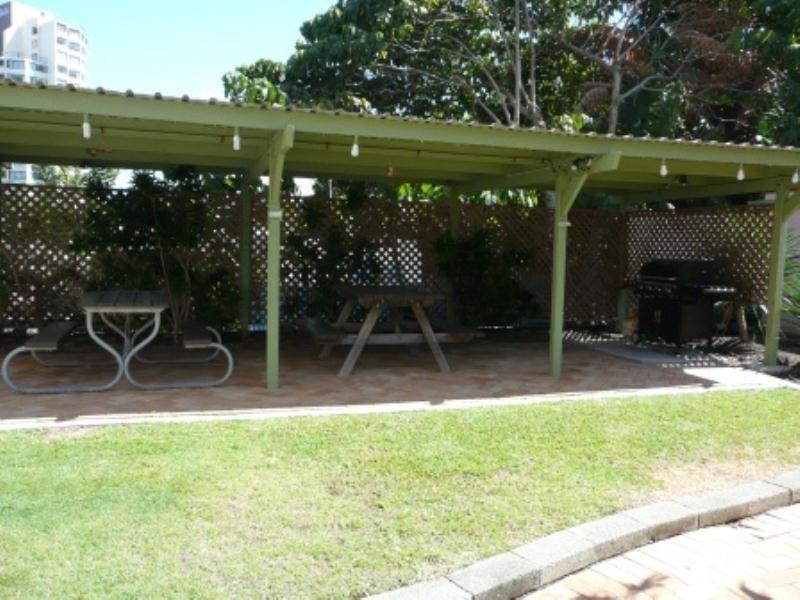 4-19 Fern Street, Surfers Paradise QLD 4217