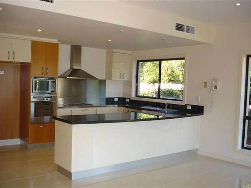 3116 Riverleigh Drive, Hope Island QLD 4212