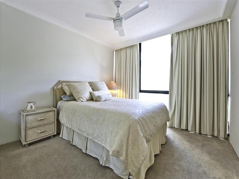 30 Laycock Street, Surfers Paradise QLD 4217