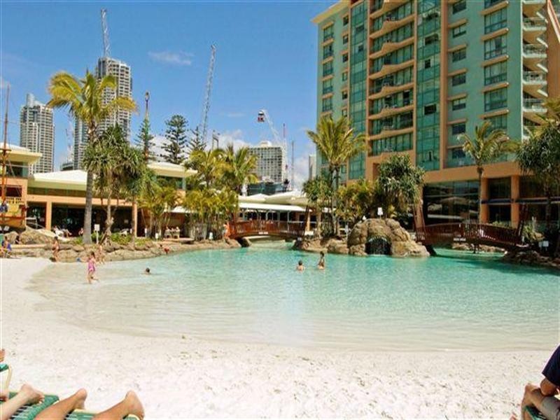 5 Crown Towers, Palm Avenue, Surfers Paradise QLD 4217