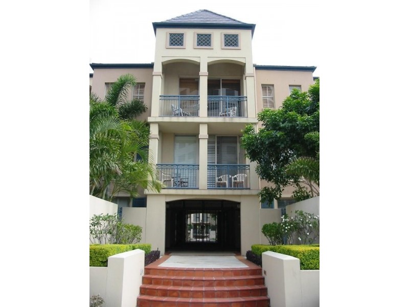 14-38 Woodroffe Avenue, Main Beach QLD 4217