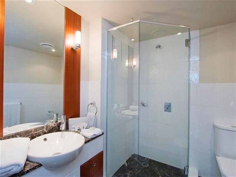 23 Ferny Avenue – Chevron Renaissance, Surfers Paradise QLD 4217