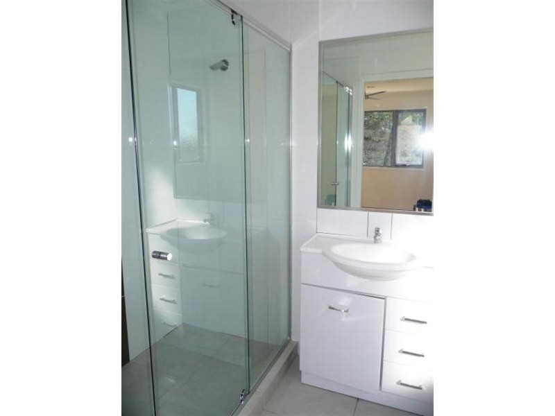 13 Finnin Court, Maudsland QLD 4210