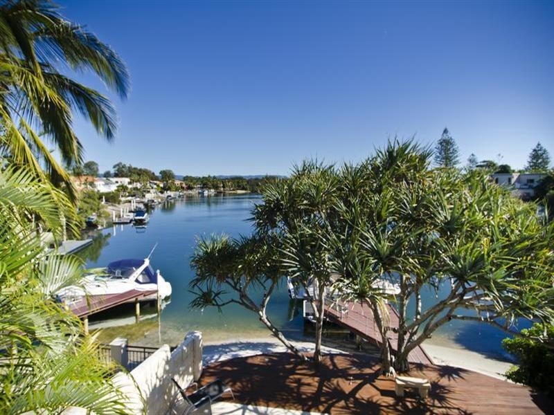 Isle Of Capri QLD 4217