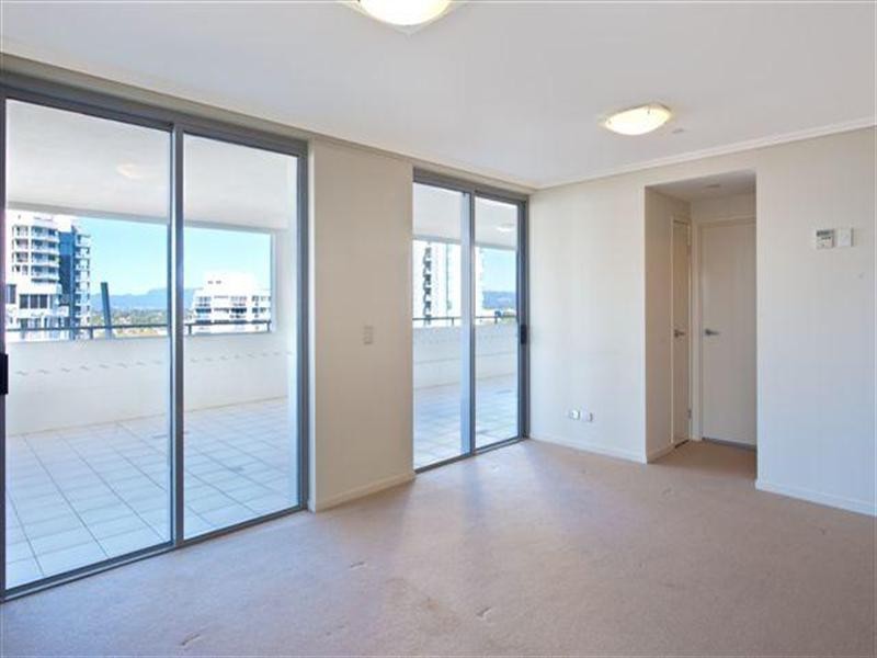 21 Cypress Avenue, Surfers Paradise QLD 4217