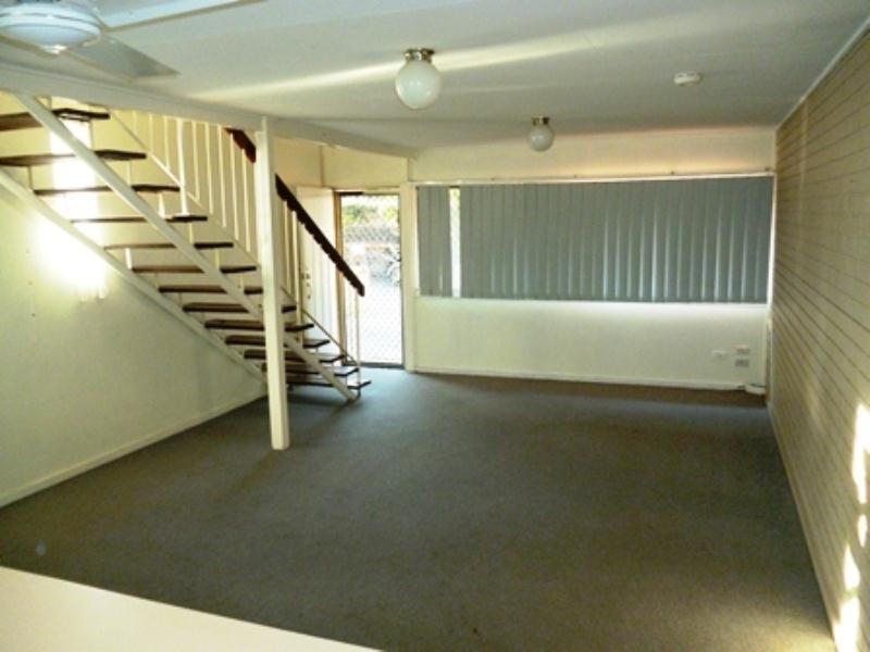 5/6 Stanhill Drive, Chevron Island QLD 4217