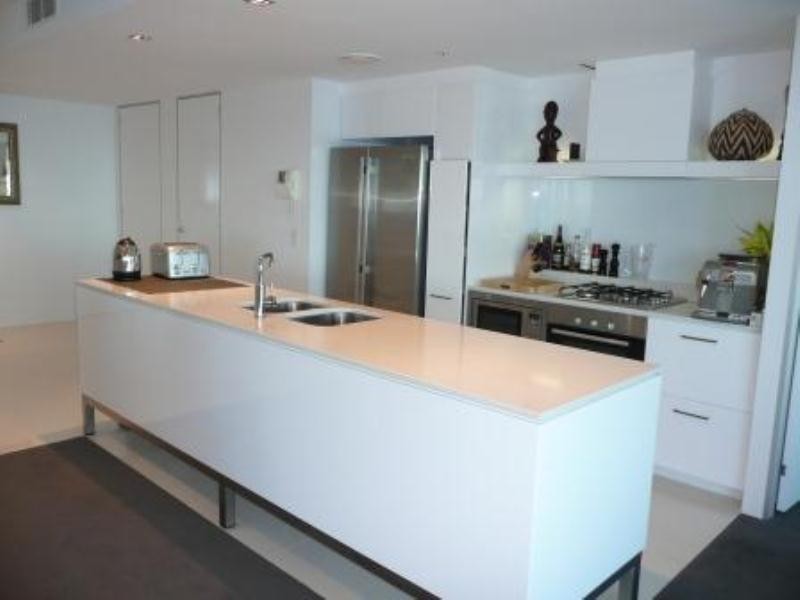 4902 – 9 Hamilton Avenue, Surfers Paradise QLD 4217