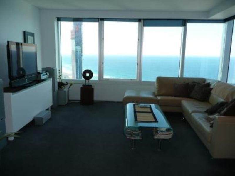 4902 – 9 Hamilton Avenue, Surfers Paradise QLD 4217