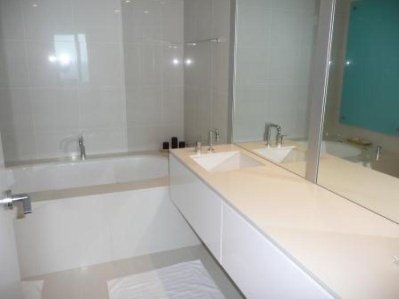 4902 – 9 Hamilton Avenue, Surfers Paradise QLD 4217