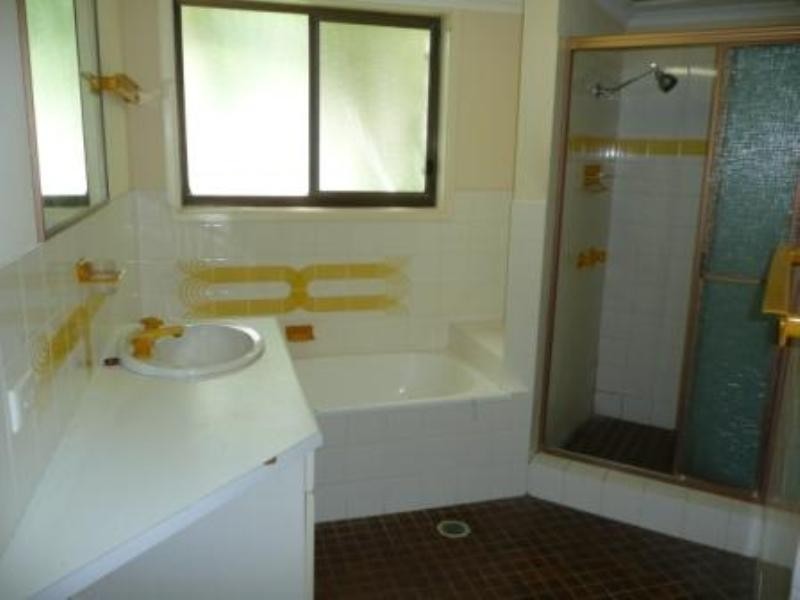 4/5 Pacific Street, Main Beach QLD 4217