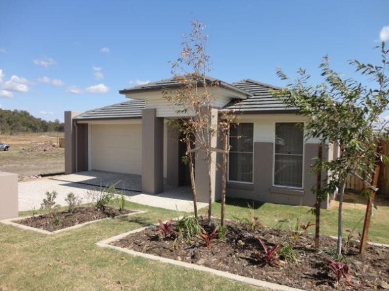 237 Cedar Road, Redbank Plains QLD 4301