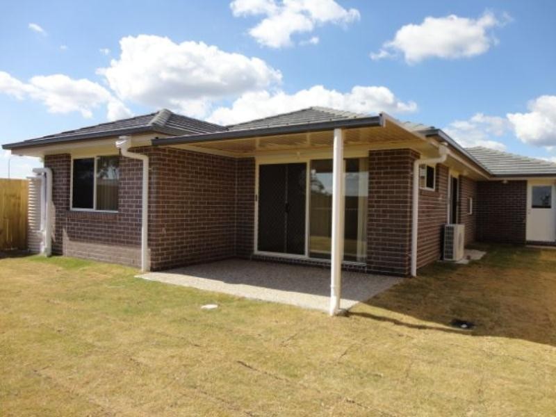 237 Cedar Road, Redbank Plains QLD 4301