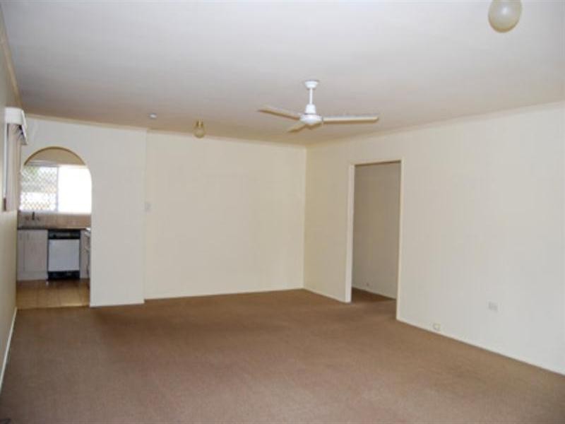 17 Amalfi Drive, Isle Of Capri QLD 4217