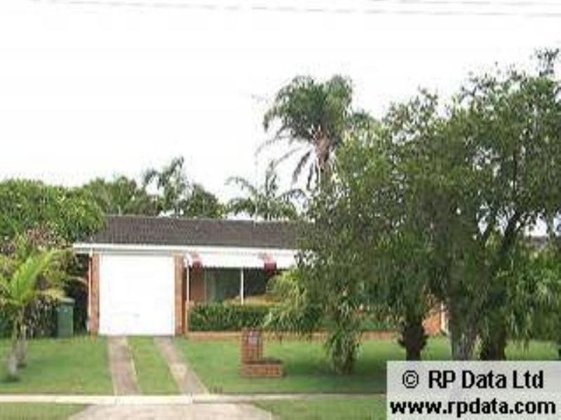 17 Amalfi Drive, Isle Of Capri QLD 4217