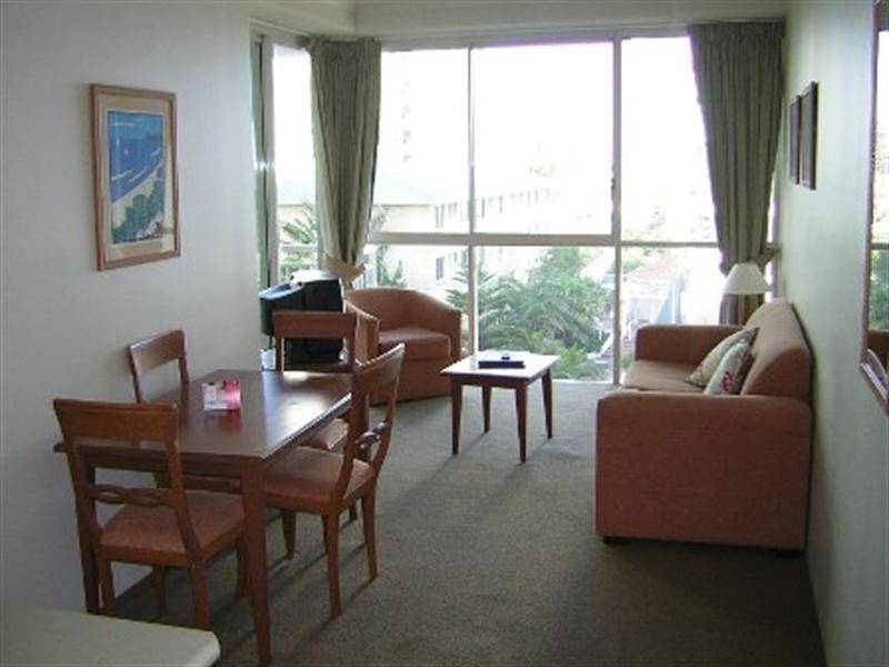 402-52 Pacific Street, Main Beach QLD 4217