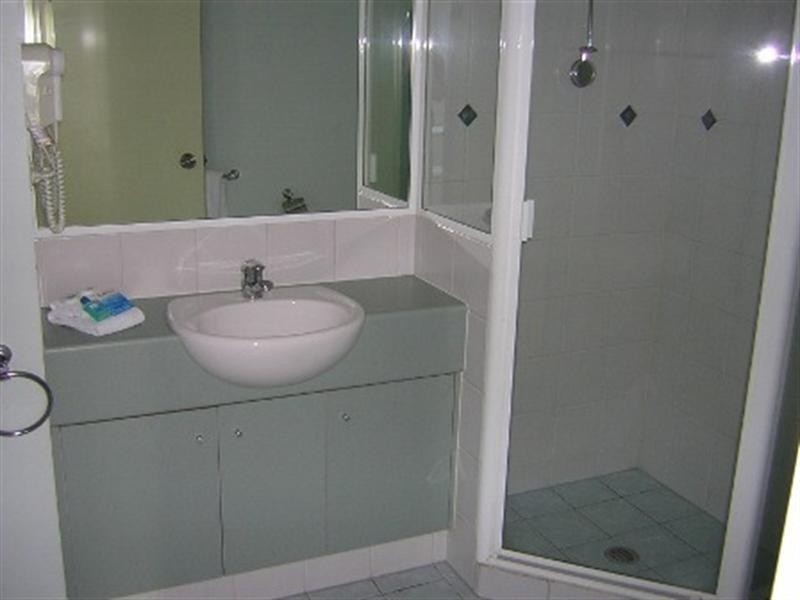 402-52 Pacific Street, Main Beach QLD 4217