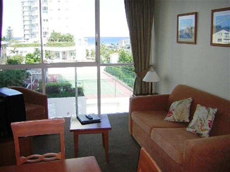 402-52 Pacific Street, Main Beach QLD 4217