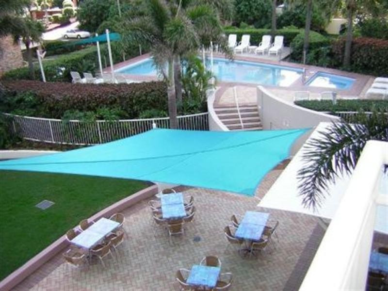 402-52 Pacific Street, Main Beach QLD 4217