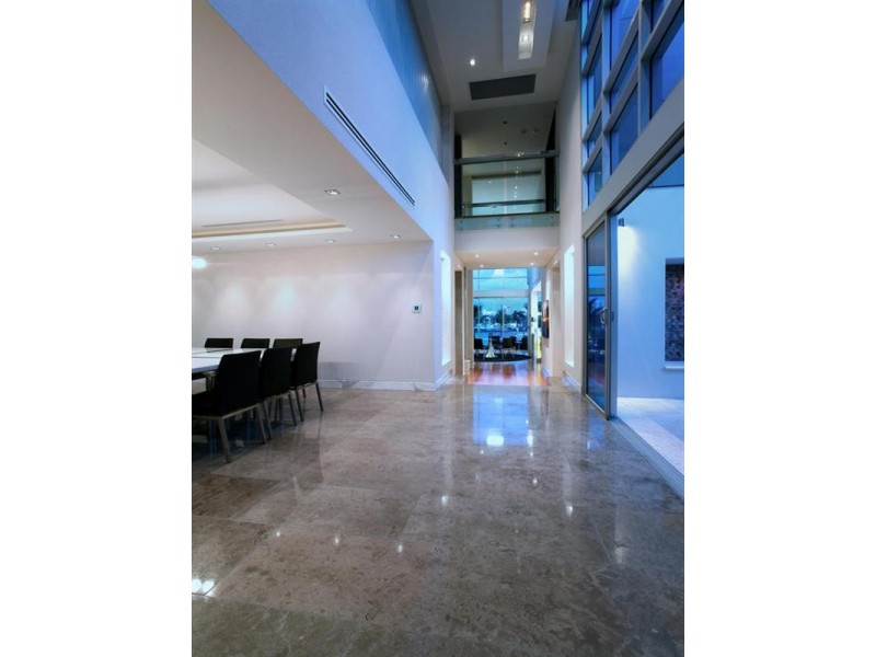 Isle Of Capri QLD 4217