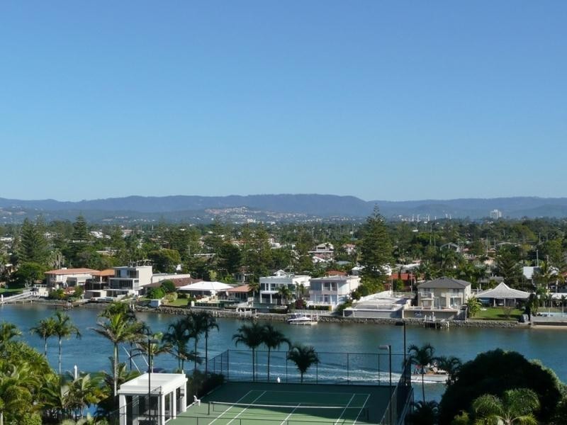 602-18 Fern Street, Surfers Paradise QLD 4217