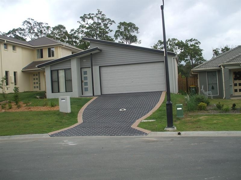 11 Moorhen Street, Coomera QLD 4209