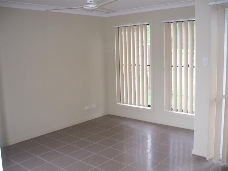 11 Moorhen Street, Coomera QLD 4209