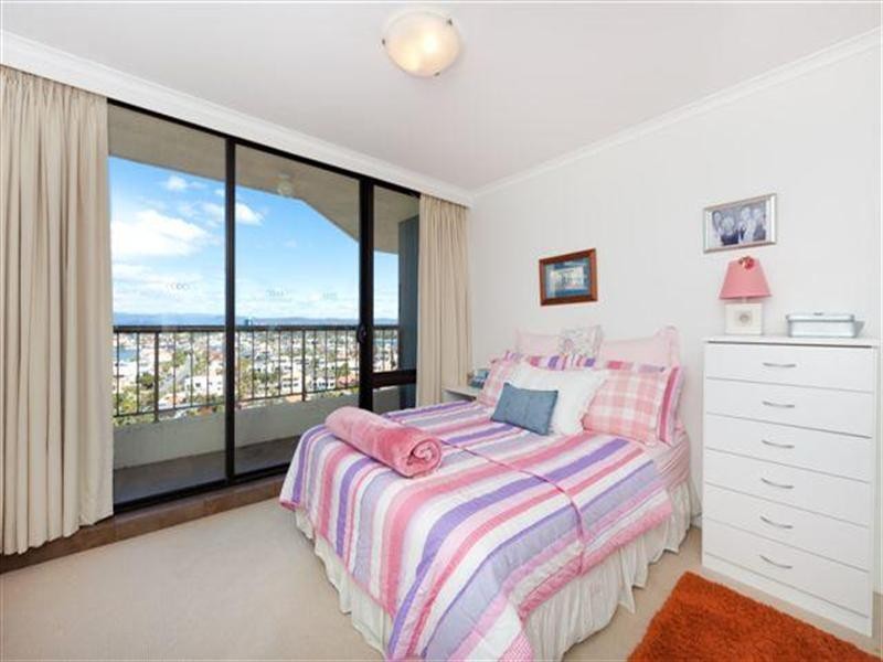 68 The Nelson’ 5 Admiralty Drive, Surfers Paradise QLD 4217