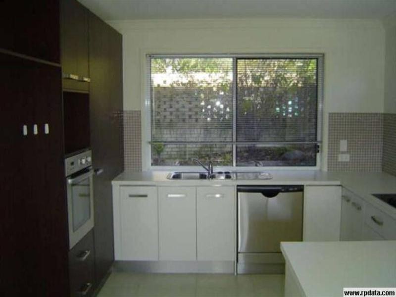 Labrador QLD 4215